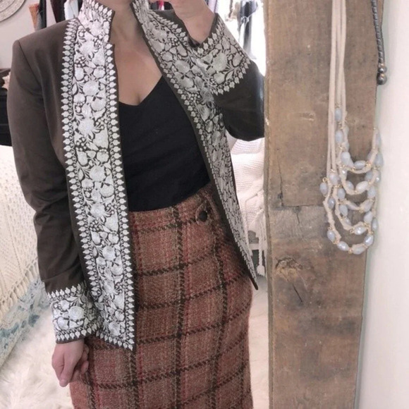 Linda Allen Ellen Tracy size 4 embroidered jacket - Picture 4 of 9